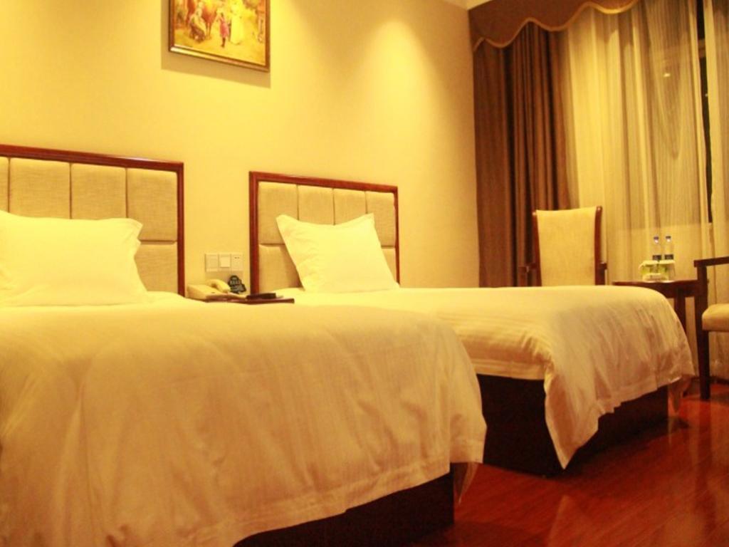 Greentree Inn Guangzhou Panyu Chimelong Happy World Business Hotel Exteriör bild