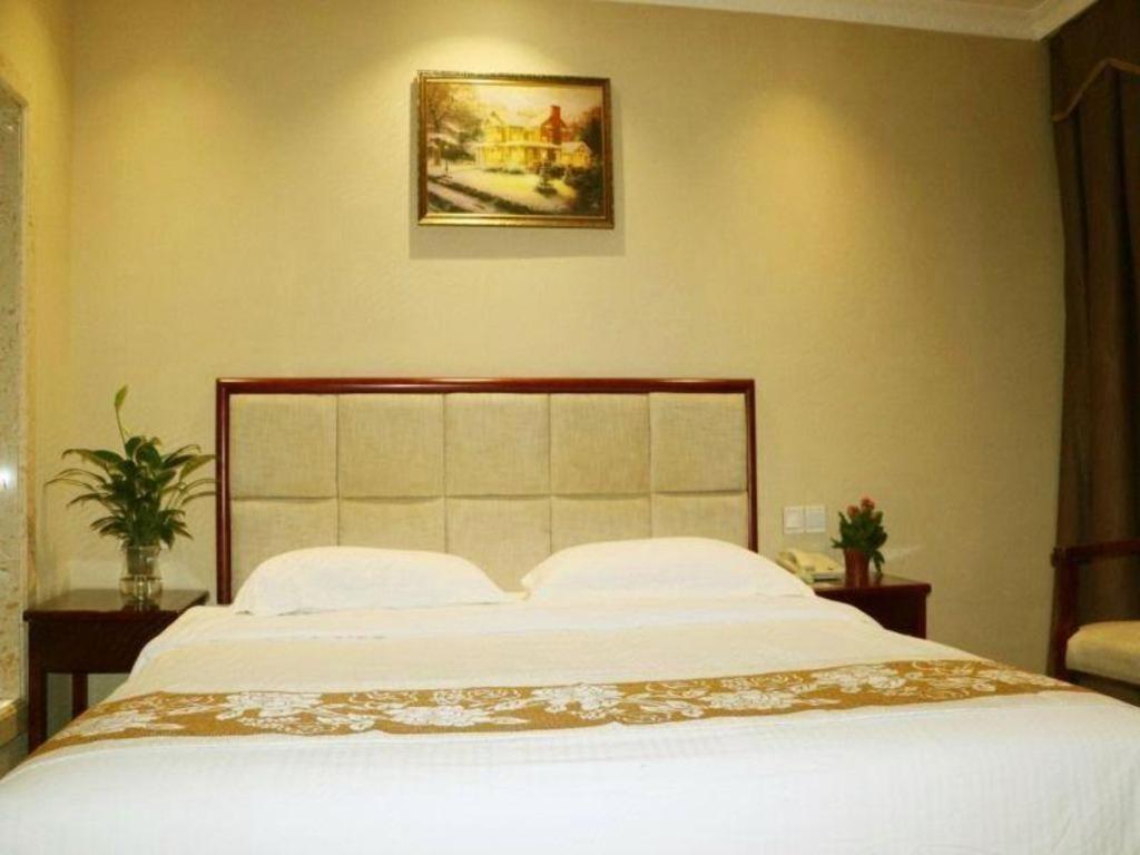 Greentree Inn Guangzhou Panyu Chimelong Happy World Business Hotel Exteriör bild