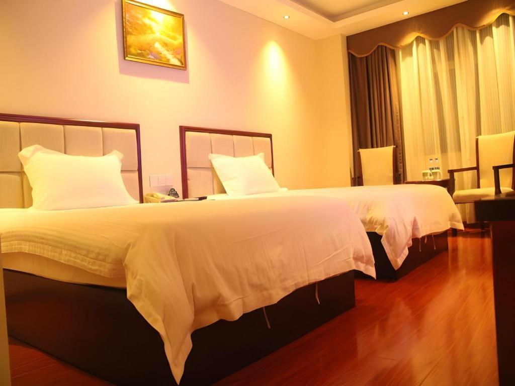Greentree Inn Guangzhou Panyu Chimelong Happy World Business Hotel Exteriör bild